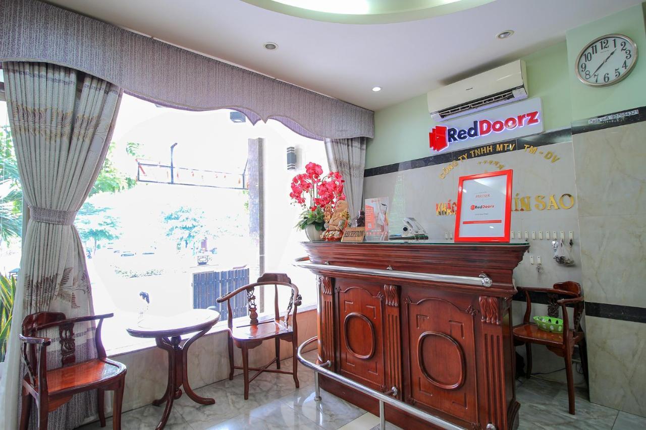 Reddoorz Chin Sao Hotel Nguyen Thi Thap Ho Chi Minh City Exterior photo